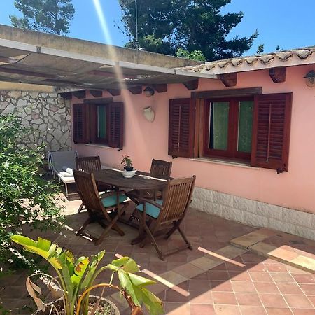 Casa Vacanze Lo Stagnone Da Rosita Marsala Bagian luar foto