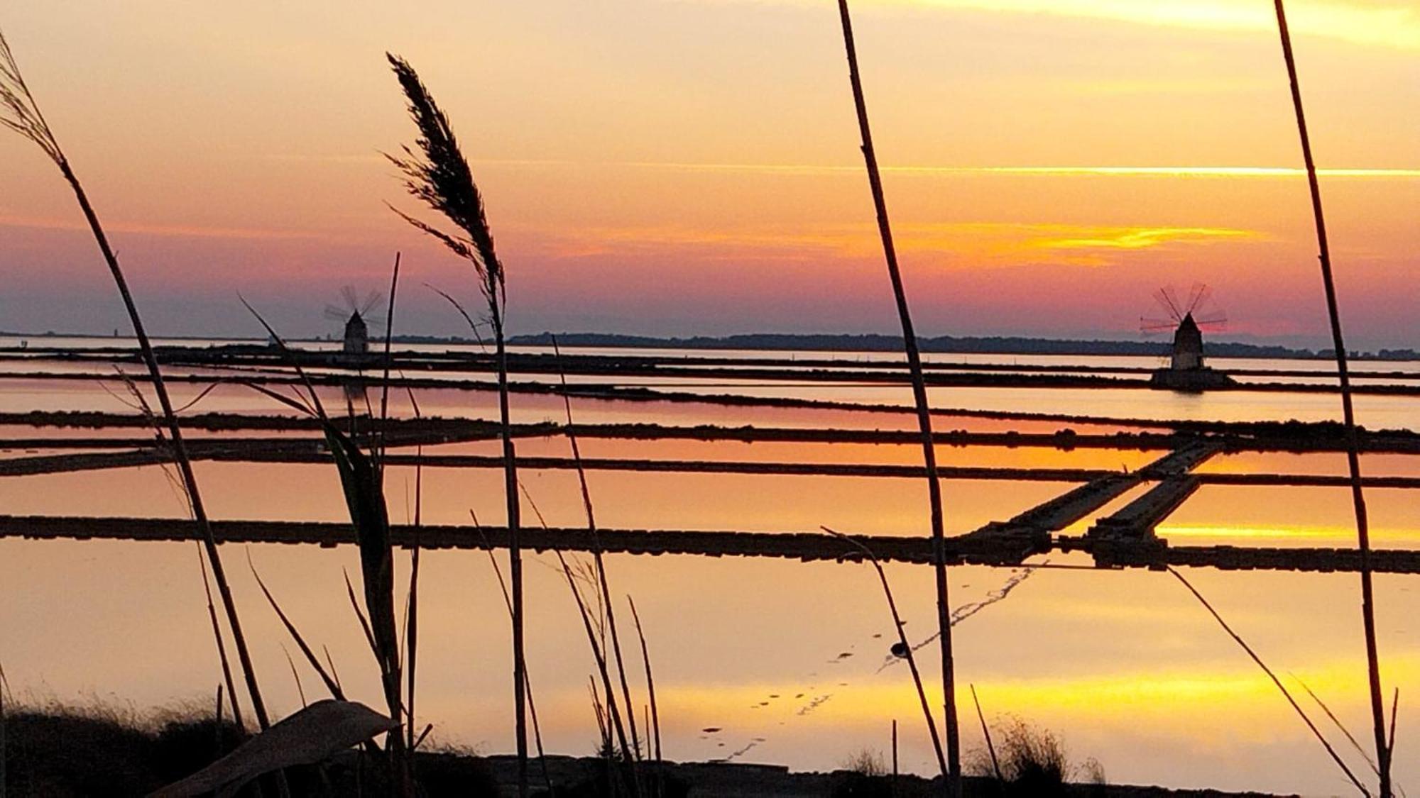 Casa Vacanze Lo Stagnone Da Rosita Marsala Bagian luar foto